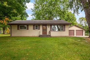 709 9th St NW, Buffalo, MN 55313 - Photo 1