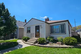 454 8th Ave S, South Saint Paul, MN 55075 - Photo 1