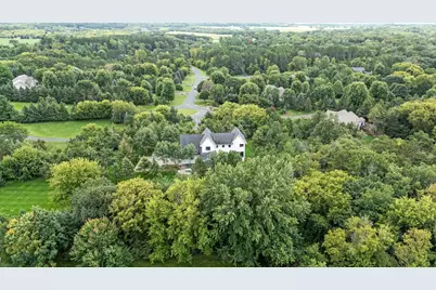 394 Deer Valley Drive, Troy Township, WI 54016 - Photo 14