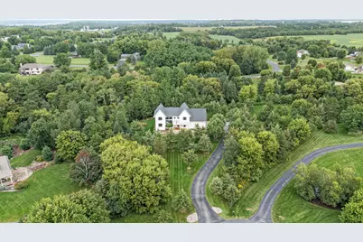 394 Deer Valley Drive, Troy Township, WI 54016 - Photo 76