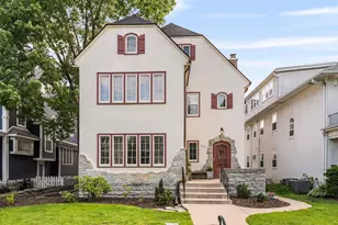 1621 W 25th St, Minneapolis, MN 55405 - Photo 1