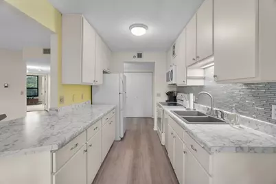 6615 Lake Shore Drive S #517, Richfield, MN 55423 - Photo 6