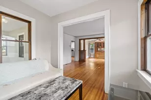 388 Snelling Ave S, Saint Paul, MN 55105 - Photo 8