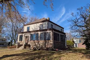 209 Oak Ave SW, Montgomery, MN 56069 - Photo 2