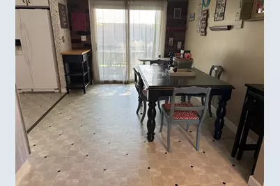 420 5th Street SW, Wells, MN 56097 - Photo 10