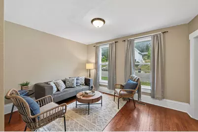 528 Lawson Avenue E, Saint Paul, MN 55130 - Photo 1