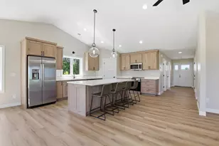 383 Old Glory Dr NE, Alexandria, MN 56308 - Photo 4