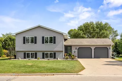 1225 Sherwood Street SE, Hutchinson, MN 55350 - Photo 1