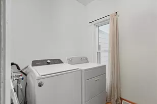 137 N Oak St, Ellsworth, WI 54011 - Photo 10