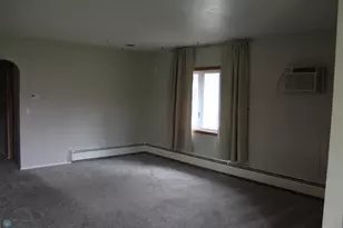 814 4th St N, Wahpeton,  58075 - Photo 4