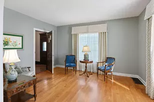 328 13th Ave NE, Minneapolis, MN 55413 - Photo 2