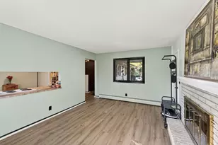 2001 Woods Ln, Burnsville, MN 55337 - Photo 14