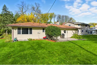 2001 Woods Lane, Burnsville, MN 55337 - Photo 34