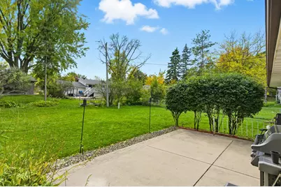 2001 Woods Lane, Burnsville, MN 55337 - Photo 32