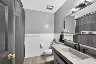 2001 Woods Ln, Burnsville, MN 55337 - Photo 24