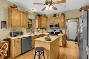 17034 Kings Ct, Lakeville, MN 55044 - Photo 6