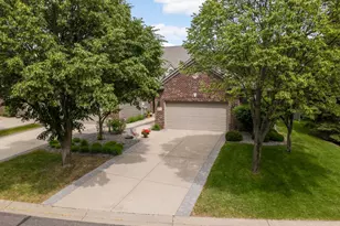 17034 Kings Ct, Lakeville, MN 55044 - Photo 4