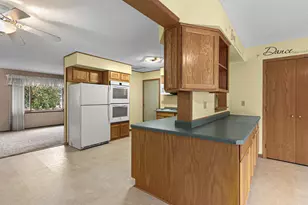 1005 4th Ave NE, Little Falls, MN 56345 - Photo 10