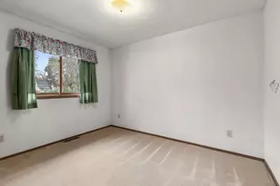 1005 4th Ave NE, Little Falls, MN 56345 - Photo 18