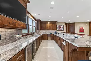 9745 Whistling Valley Rd, Lake Elmo, MN 55042 - Photo 32