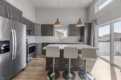 5894 58th Avenue S, Fargo, ND 58104 - Photo 10