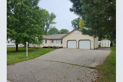 3208 N Nokomis NE, Alexandria, MN 56308 - Photo 1