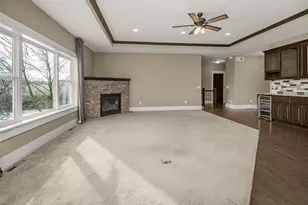 1031 Homestead Dr, Jordan, MN 55352 - Photo 4