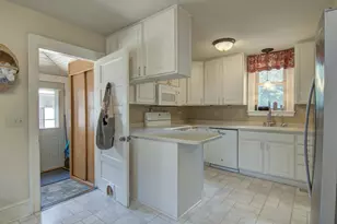 324 Coleman St, Chippewa Falls, WI 54729 - Photo 10