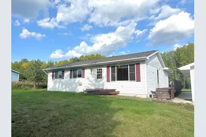 2305 4th Avenue E, International Falls, MN 56649 - Photo 1