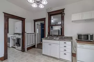 260 S Park Ave, Le Center, MN 56057 - Photo 6