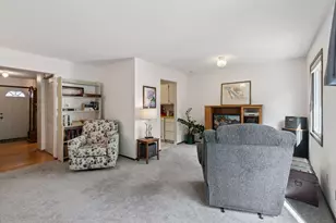 72 River Woods Ln, Burnsville, MN 55337 - Photo 6