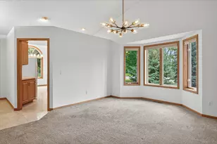 1020 Horizon St, Vadnais Heights, MN 55127 - Photo 10