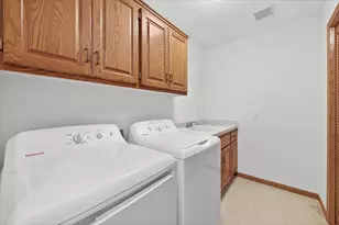 1020 Horizon St, Vadnais Heights, MN 55127 - Photo 20