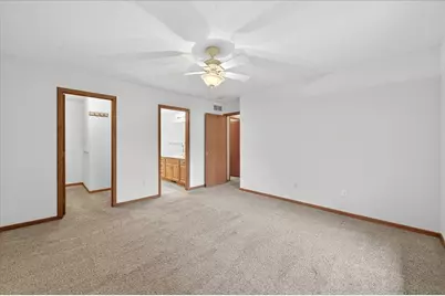 1020 Horizon Street, Vadnais Heights, MN 55127 - Photo 22