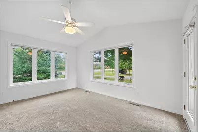 1020 Horizon Street, Vadnais Heights, MN 55127 - Photo 14