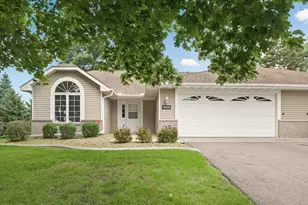 1020 Horizon St, Vadnais Heights, MN 55127 - Photo 1