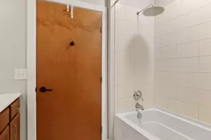 15 E Franklin Ave, Minneapolis, MN 55404 - Photo 16