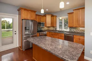 3585 Bridgeview Dr SE, Rochester, MN 55904 - Photo 20