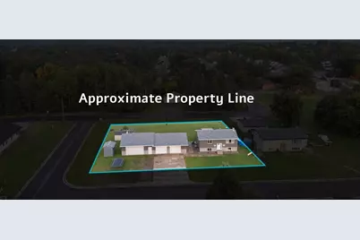 808 Center Drive NW, Chisholm, MN 55719 - Photo 6