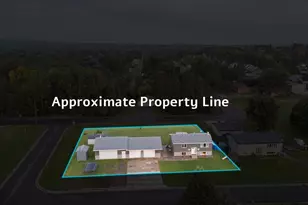 808 Center Dr NW, Chisholm, MN 55719 - Photo 6