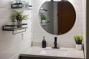 808 Center Dr NW, Chisholm, MN 55719 - Photo 36