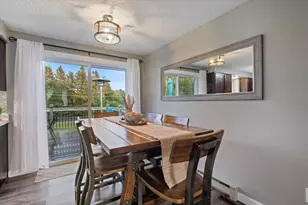 808 Center Dr NW, Chisholm, MN 55719 - Photo 12