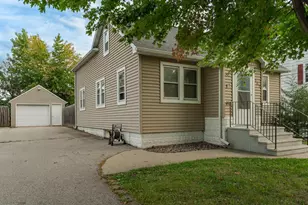 201 10th St SE, Rochester, MN 55904 - Photo 1