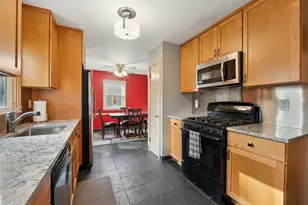 7921 Stevens Ave S, Bloomington, MN 55420 - Photo 8