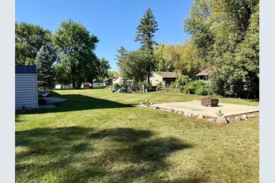 1000 W Birch Avenue, Olivia, MN 56277 - Photo 10