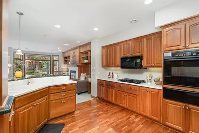 10776 Falling Water Lane #B, Woodbury, MN 55129 - Photo 8