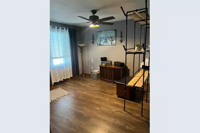 735 Sunset Street SW, Hutchinson, MN 55350 - Photo 8