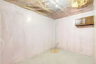 4725 Adair Ct, Crystal, MN 55429 - Photo 38