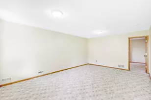 4725 Adair Ct, Crystal, MN 55429 - Photo 32