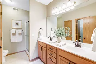 4725 Adair Ct, Crystal, MN 55429 - Photo 8